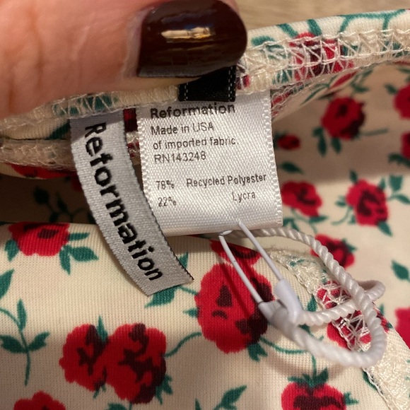 NEW Reformation Palms Bikini Bottoms in Amber (Red/Cream Floral), Size L (10) - Picture 6 of 10